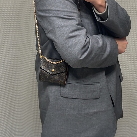 Authentic Louis Vuitton Monogram Leather Bifold Envelope Wallet on Chain WOC - Picture 10 of 15